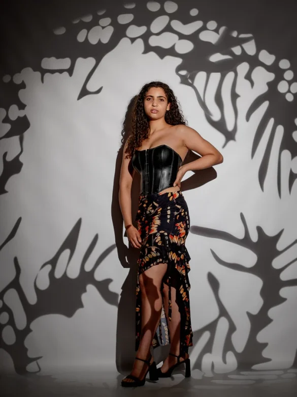 Foto van model in fotostudio