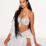 Foto van model in Jasmine outfit gemaakt door HugoFoto