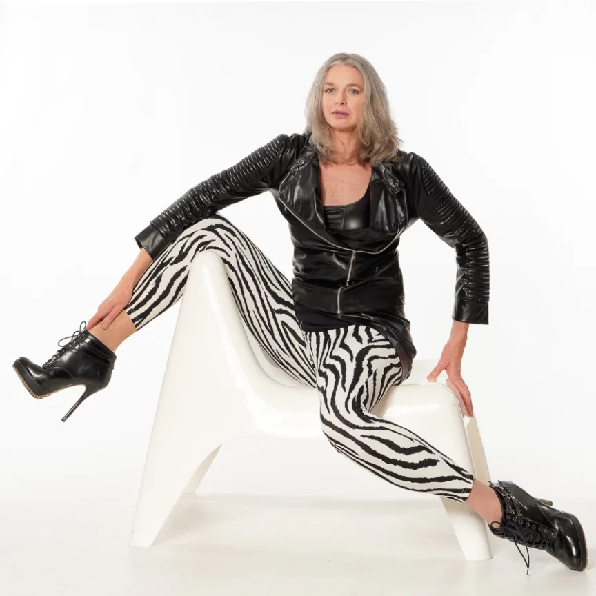 Foto van model door HugoFoto gemaakt in de studio in Den Helder