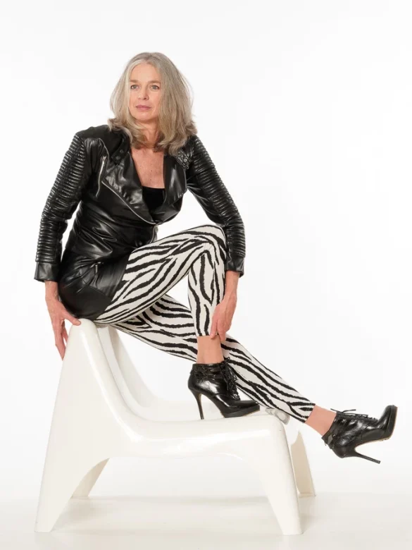 Foto van model door HugoFoto gemaakt in de studio in Den Helder