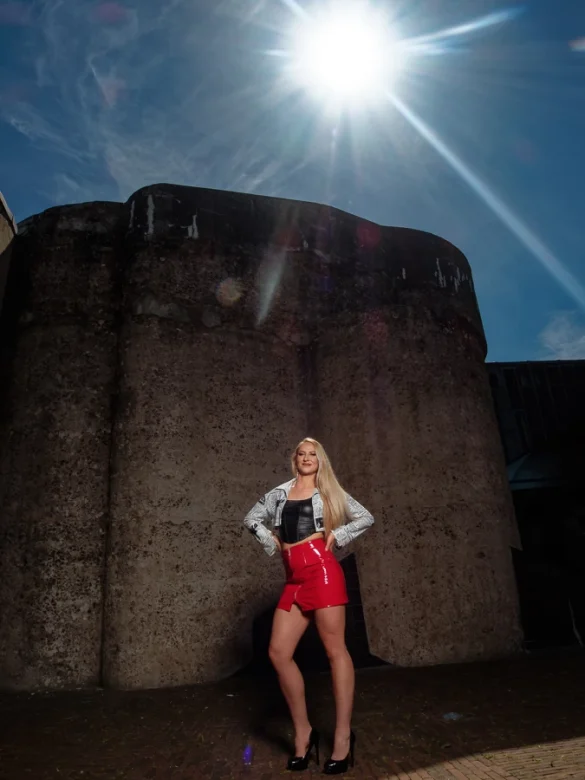 Foto van model bij Fort Kijkduin gemaakt door HugoFoto
