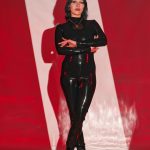 Foto van latexmodel in de studio gemaakt door HugoFoto