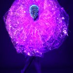Foto van model in black light gemaakt door HugoFoto